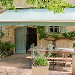 Nenuphar Tatil Evi *